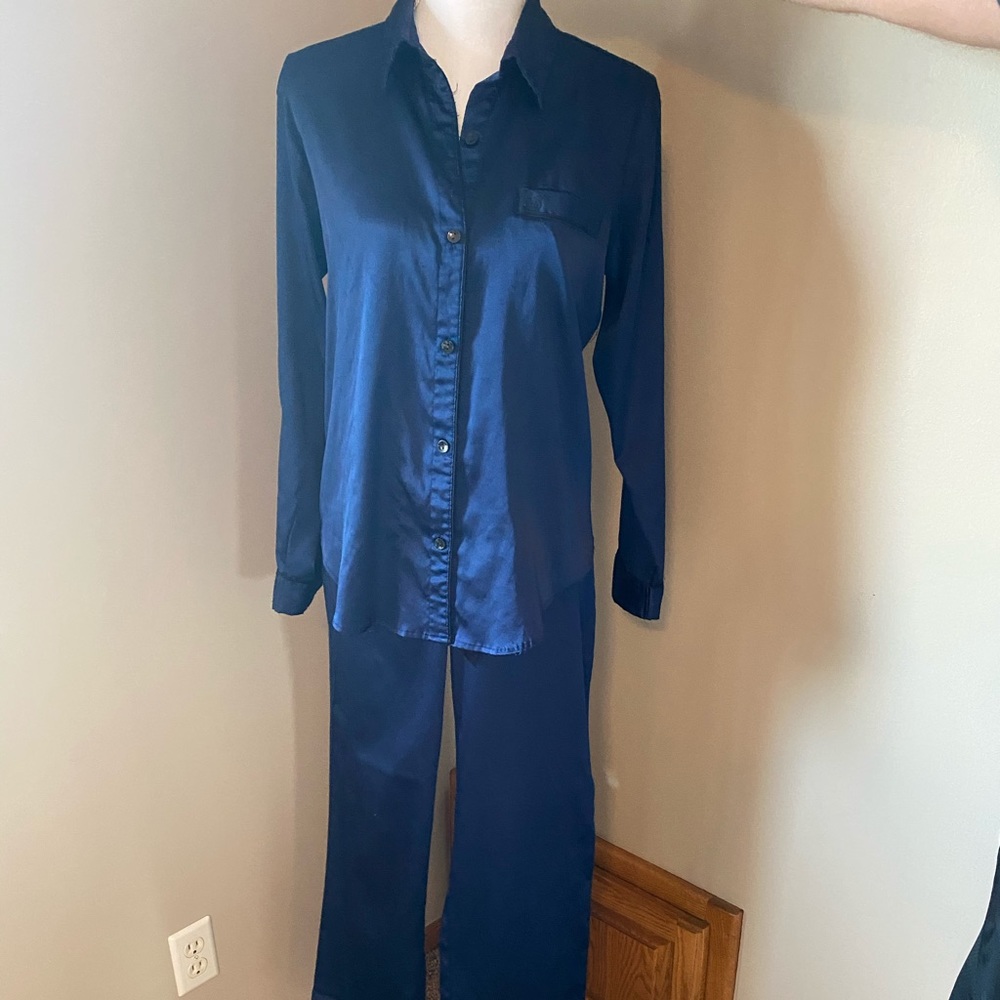 VS Pajamas